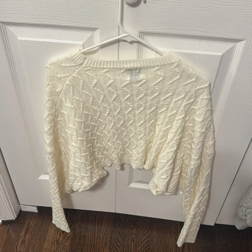 Princess Polly White Ainsley Cream Cable Knit Cropped Sweater - Picture 5 of 5